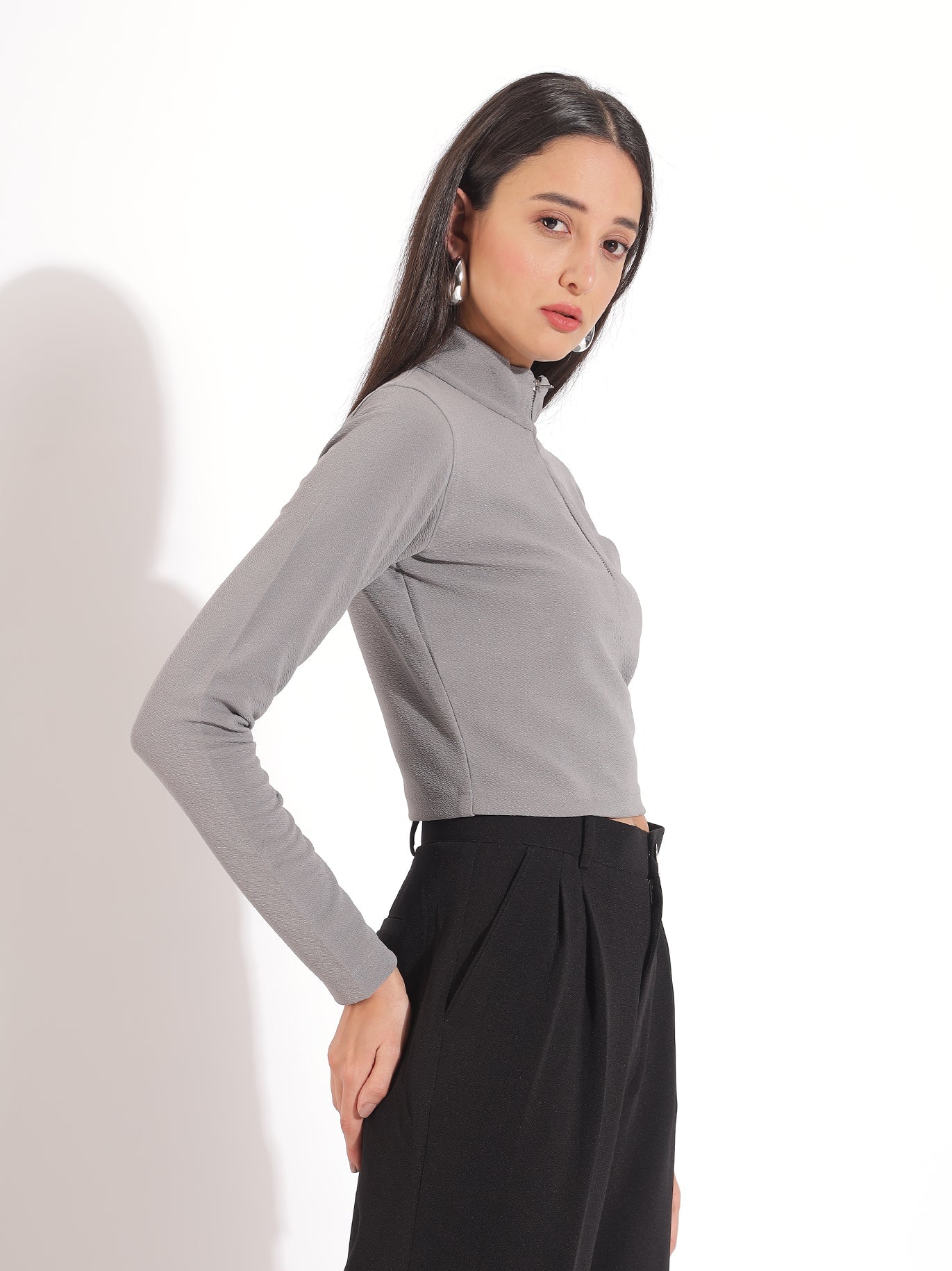 Turtle Neck Top - Styleyn