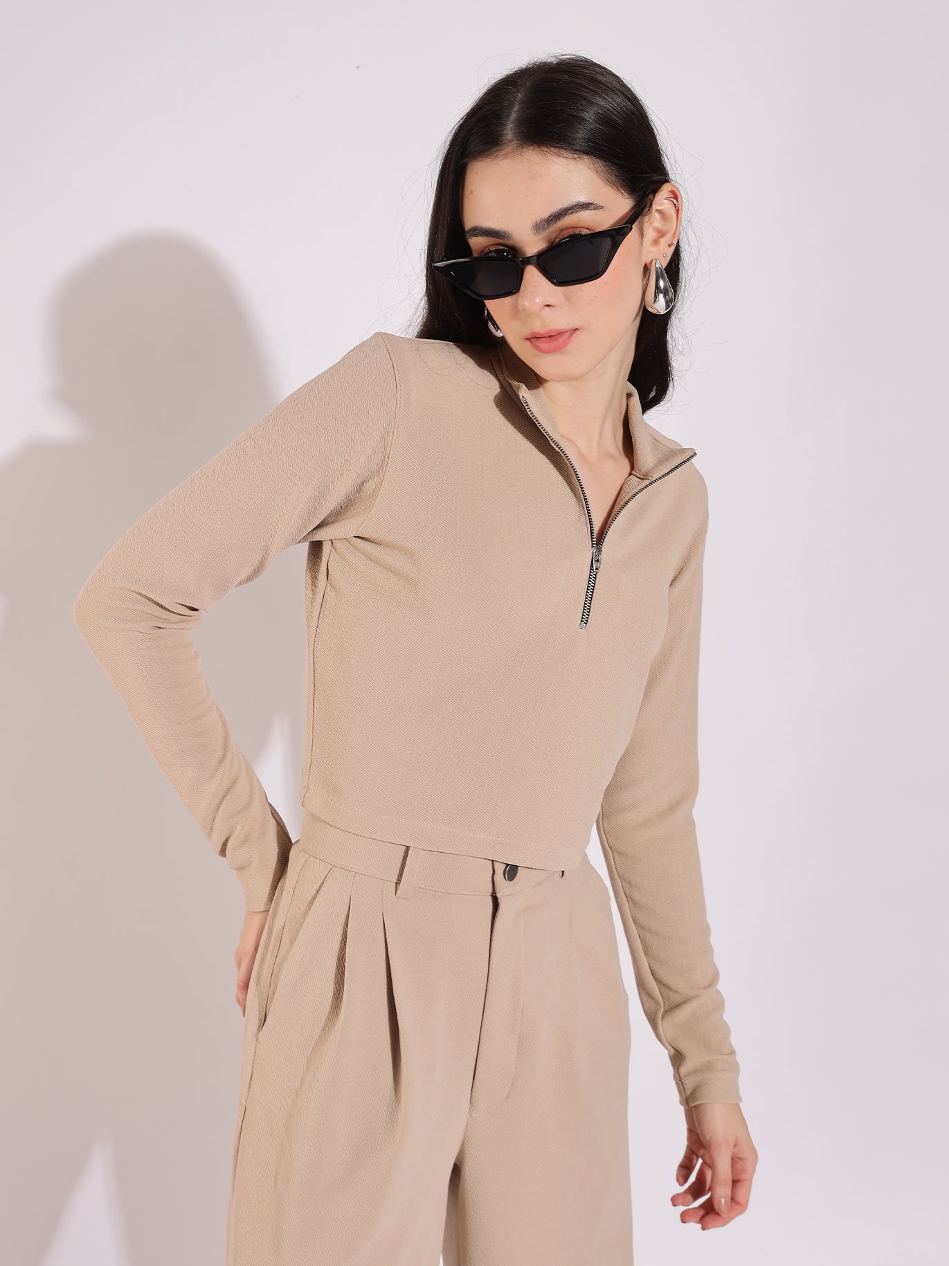 Turtle Neck Top - Styleyn